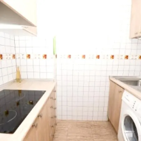 With 2 Bedrooms In With Shared Pool Furnished Balcony And Wifi 290 M From The Beach * 卡尔佩