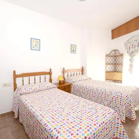 With 2 Bedrooms In With Shared Pool Furnished Balcony And Wifi 290 M From The Beach * Calpe